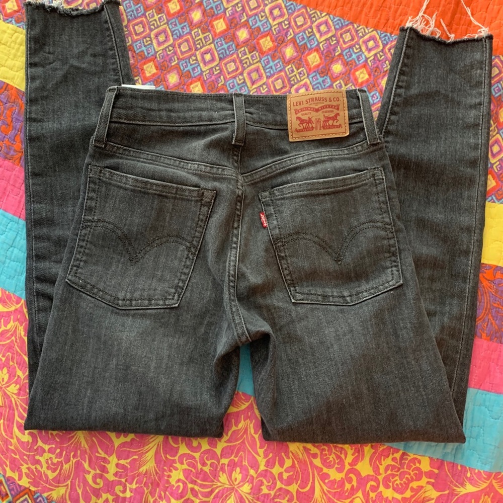 Levi's wedgie fit skinny jeans